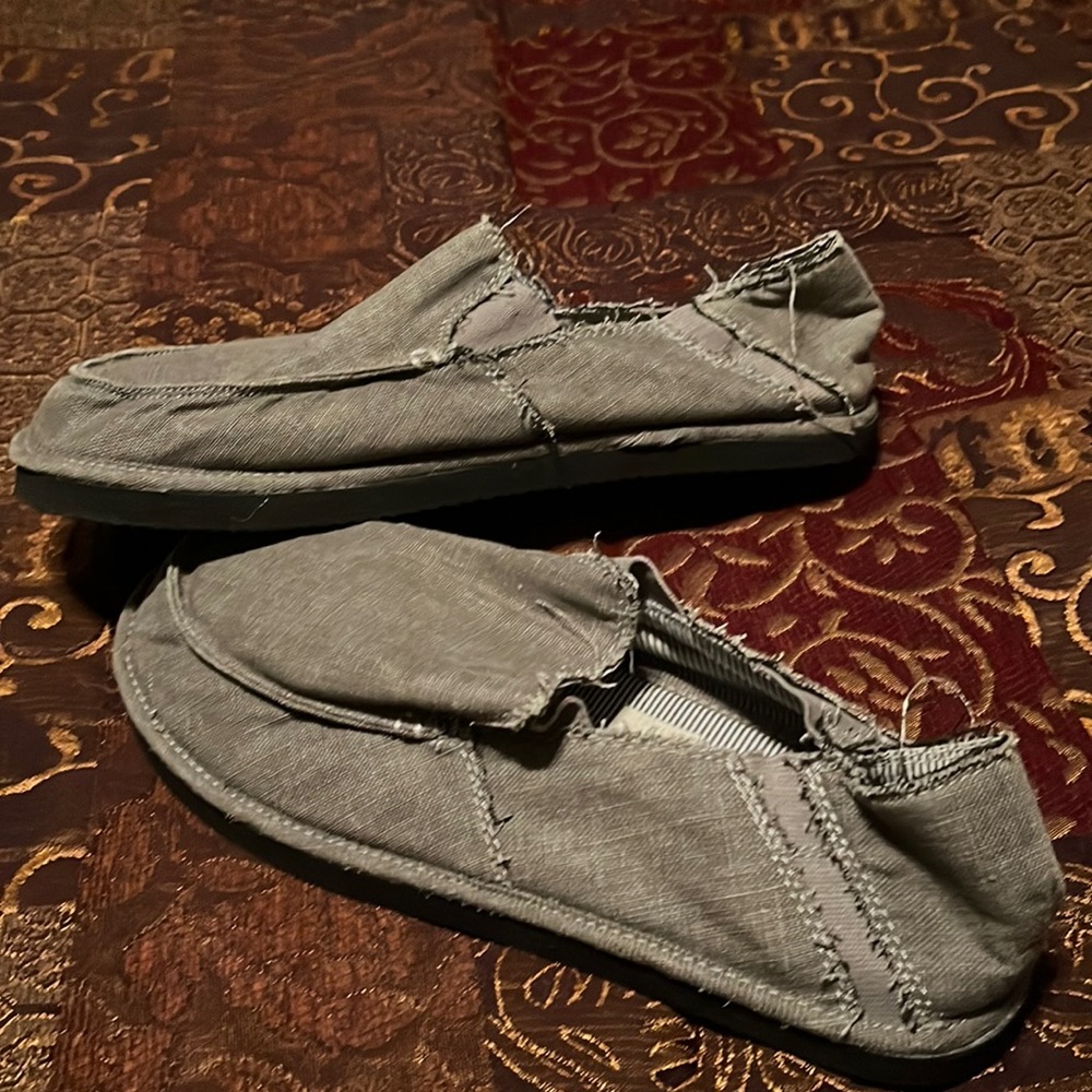 BKE Canvas Distressed Slip Ons